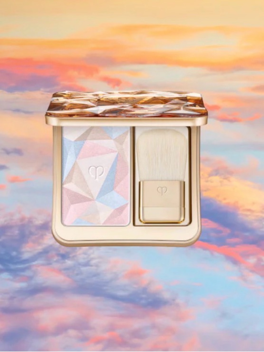 BRAND NEW CLE DE PEAU luminizing face enchancer Palette - Daybreak Shimmer 21